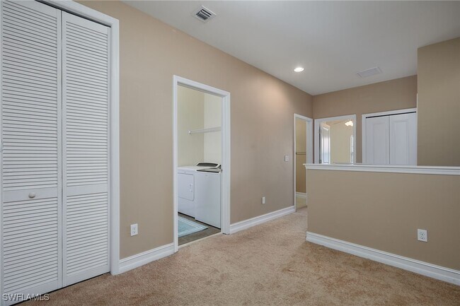 Building Photo - 15820 Portofino Springs Blvd