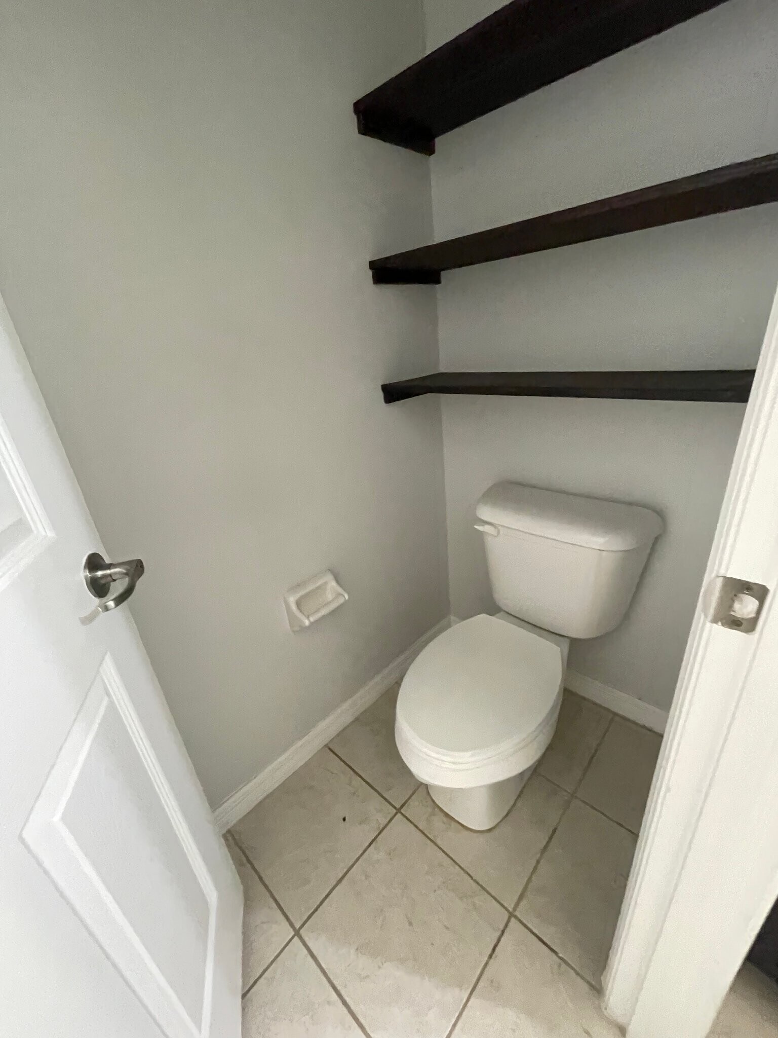 Building Photo - 9635 Tivoli Villa Dr
