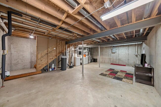 Building Photo - 5332 W Mulberry Ln