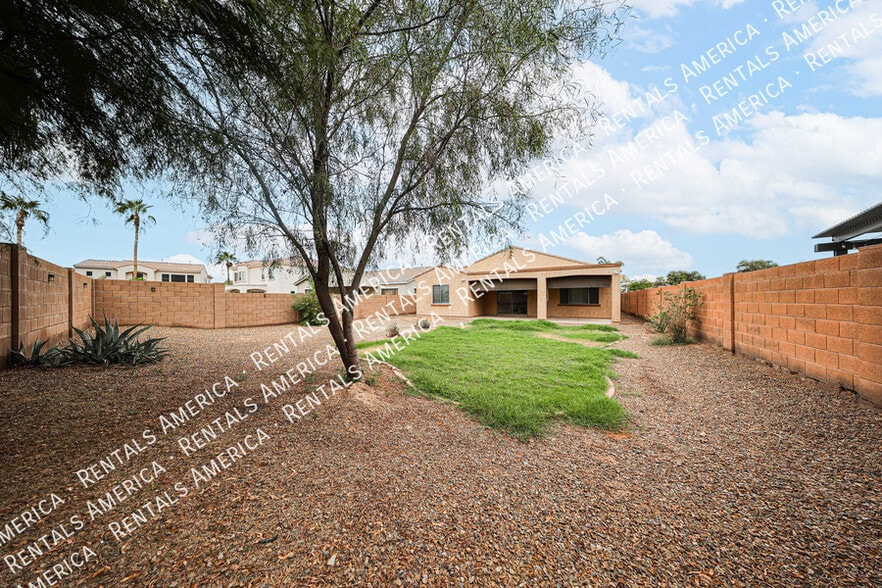 Building Photo - 6274 S View Ln