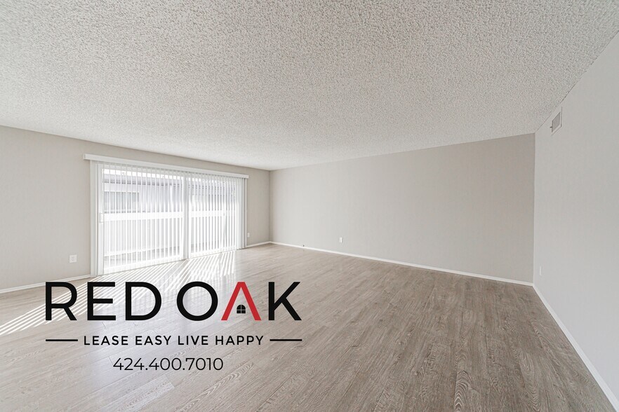 Building Photo - 4433 Colbath Ave