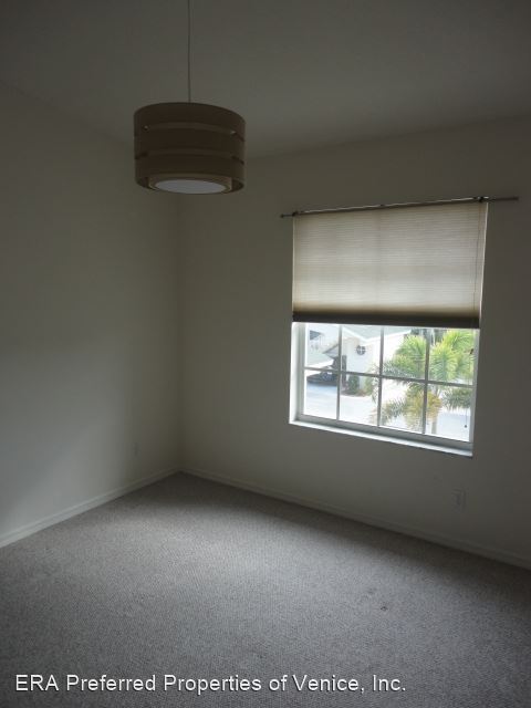 Building Photo - 3 br, 2 bath House - 1403 AUBURN LAKES CIRCLE