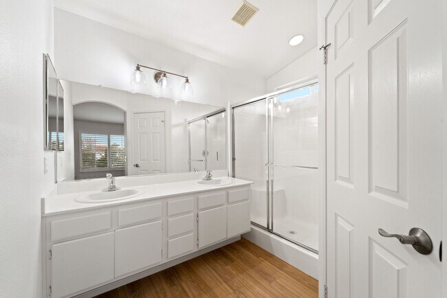 Building Photo - 8265 Gold Coast Dr