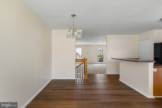 Building Photo - 22 Crenshaw Ct