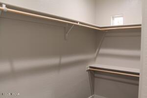 Building Photo - 1320 Lilly Ln