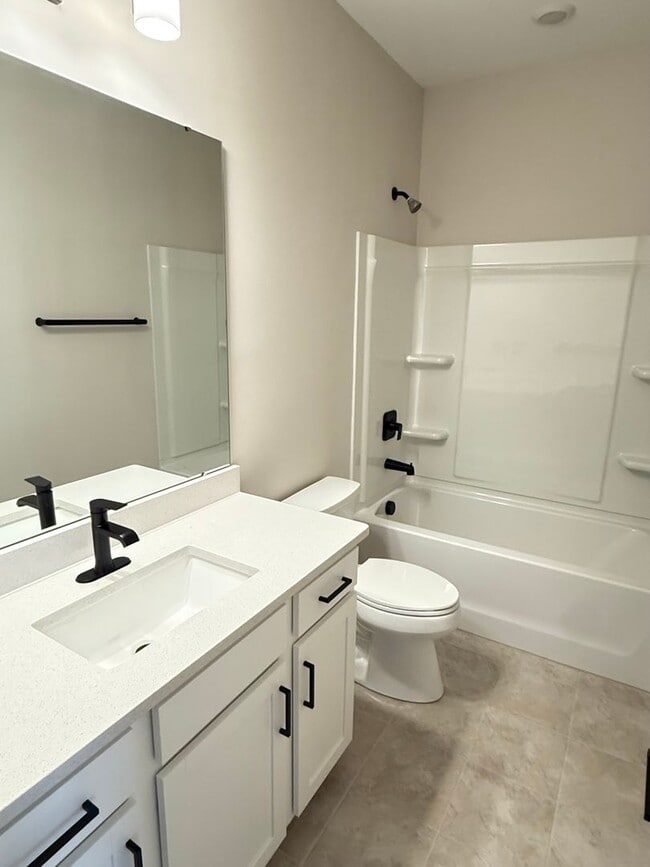 Building Photo - Nearly New Davidson Townhome | 3BR + Flex Space | 2-Car Garage | Minutes to Downtown