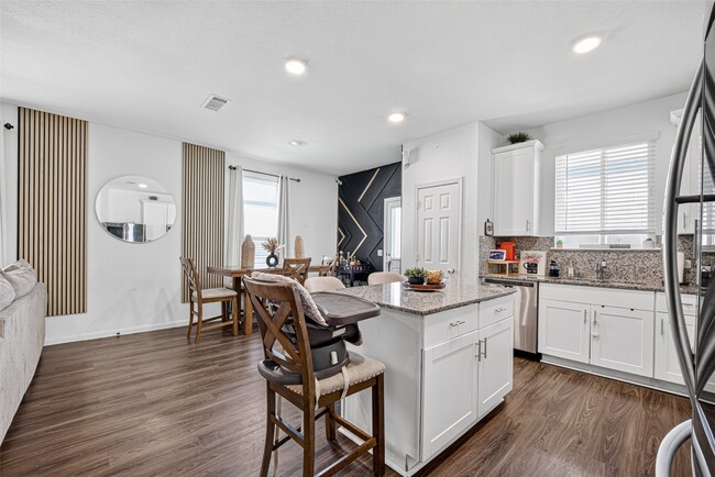 Building Photo - 7031 Hobby Wind Ridge Dr