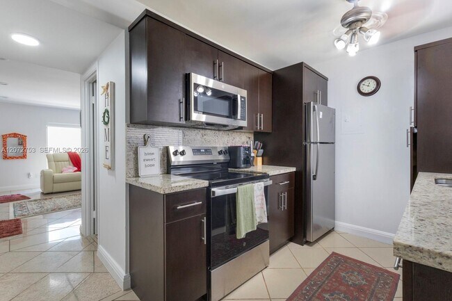 Building Photo - 7757 SW 86th St