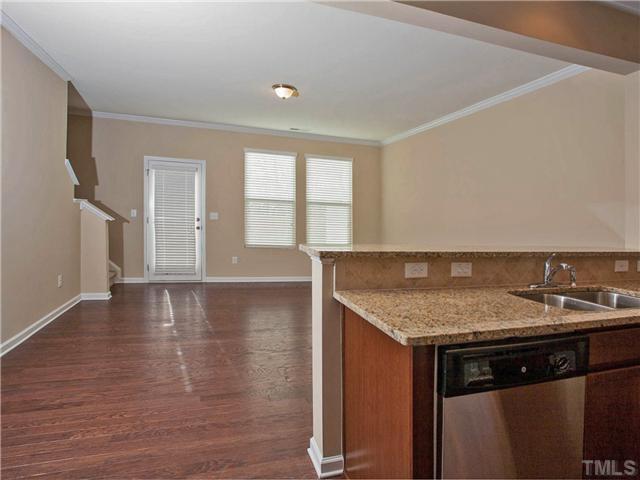 Building Photo - 2233 Sunny Cove Dr