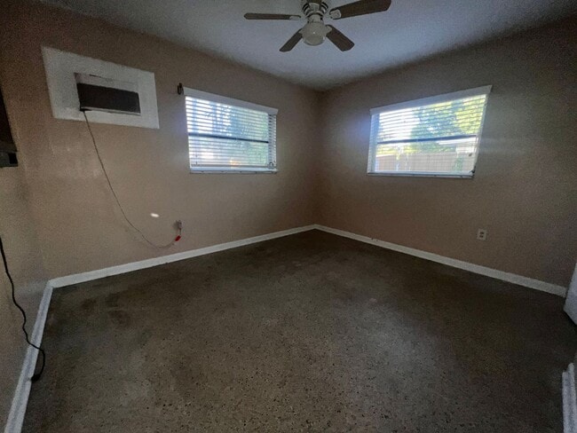 Building Photo - 8362 Cristobal Cir