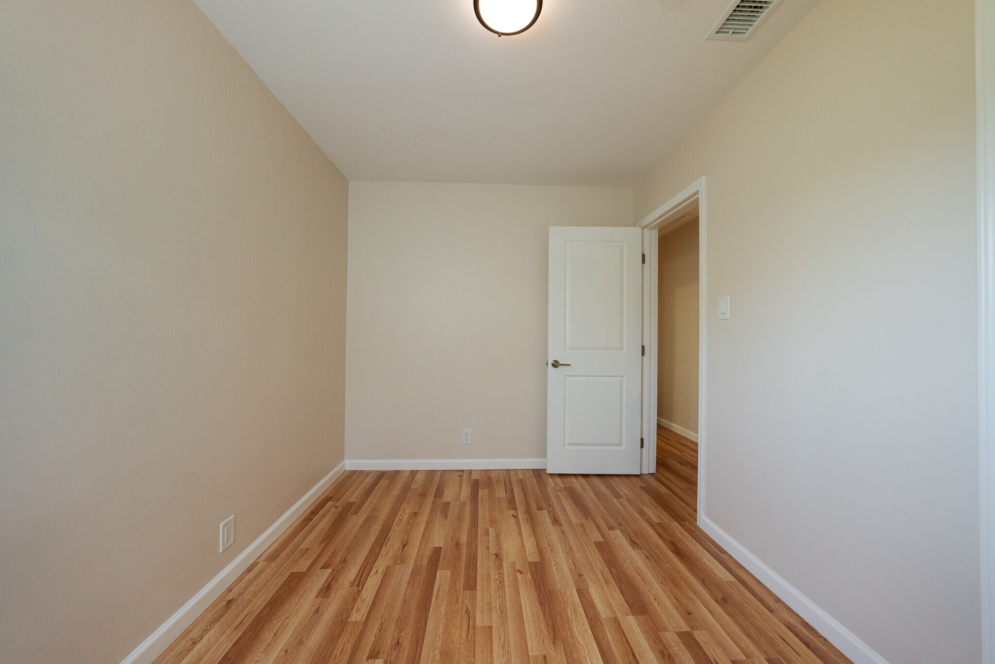 Building Photo - 22209 Denker Ave