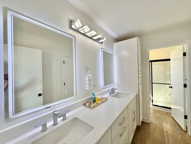 Building Photo - Newly Remodeled 3BD, 2BA Wake Forest Home on a Large, Private Lot with a Bonus Room and a Fenced ...