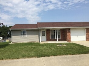Building Photo - NEW LISTING! 2 Bedroom Duplex in Albion!!!