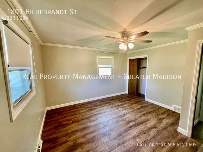 Building Photo - 1801 Hildebrandt St