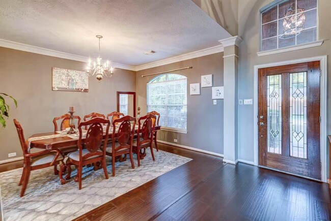 Building Photo - 8018 Prairie Sage Dr