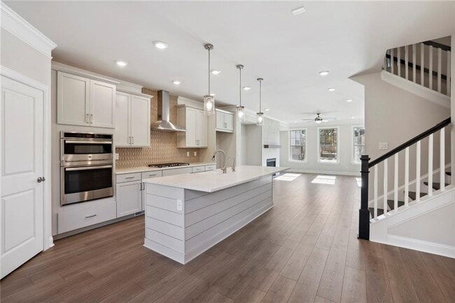 Building Photo - 1358 Live Oak Ln