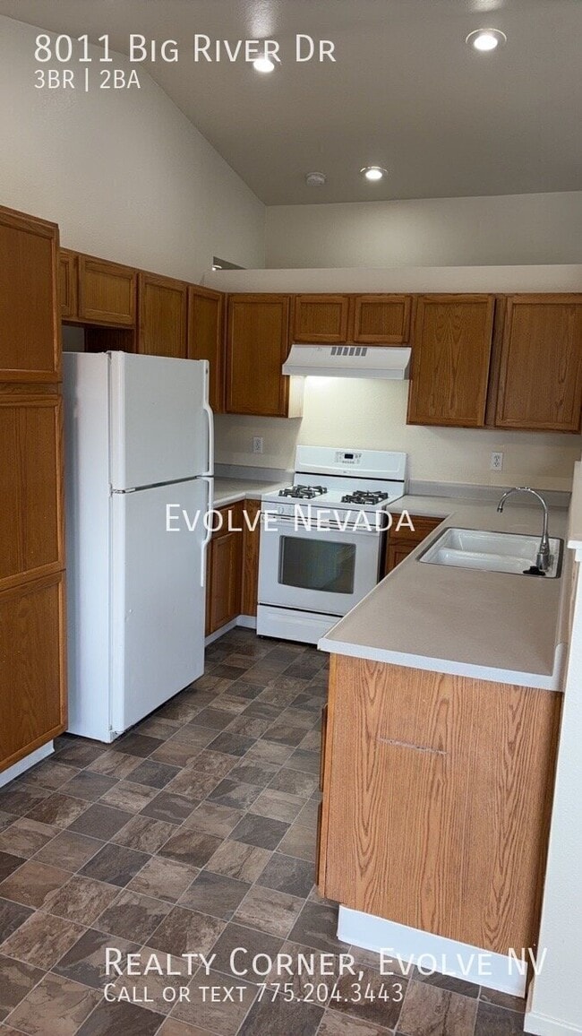 Building Photo - 8011 Big River Dr