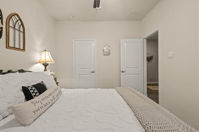 Building Photo - 2919 Shetland Dr