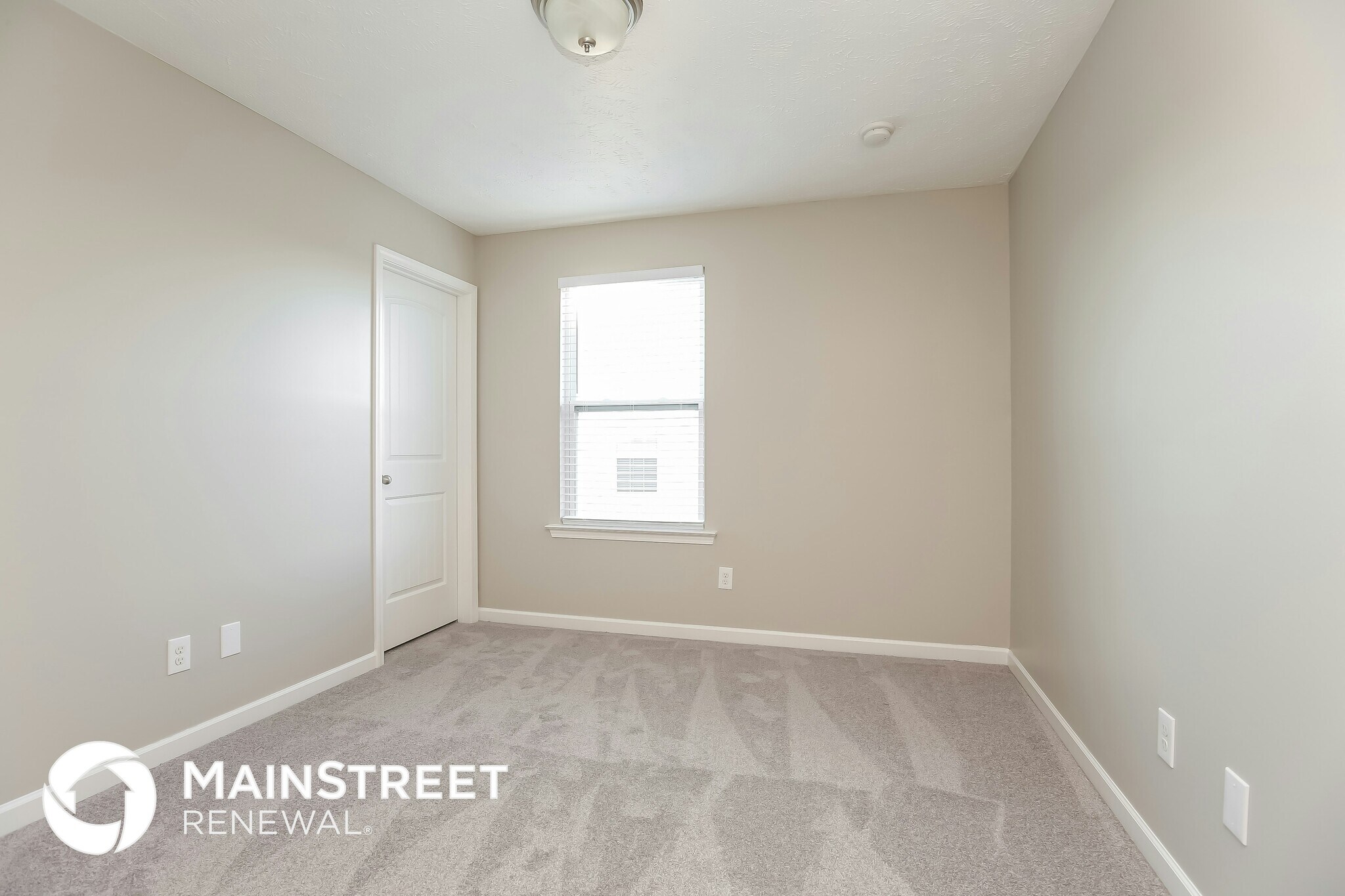 Building Photo - 1124 Shallowbrook Trail S