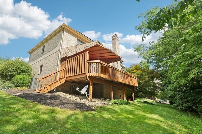 Building Photo - 403 Worth Ct