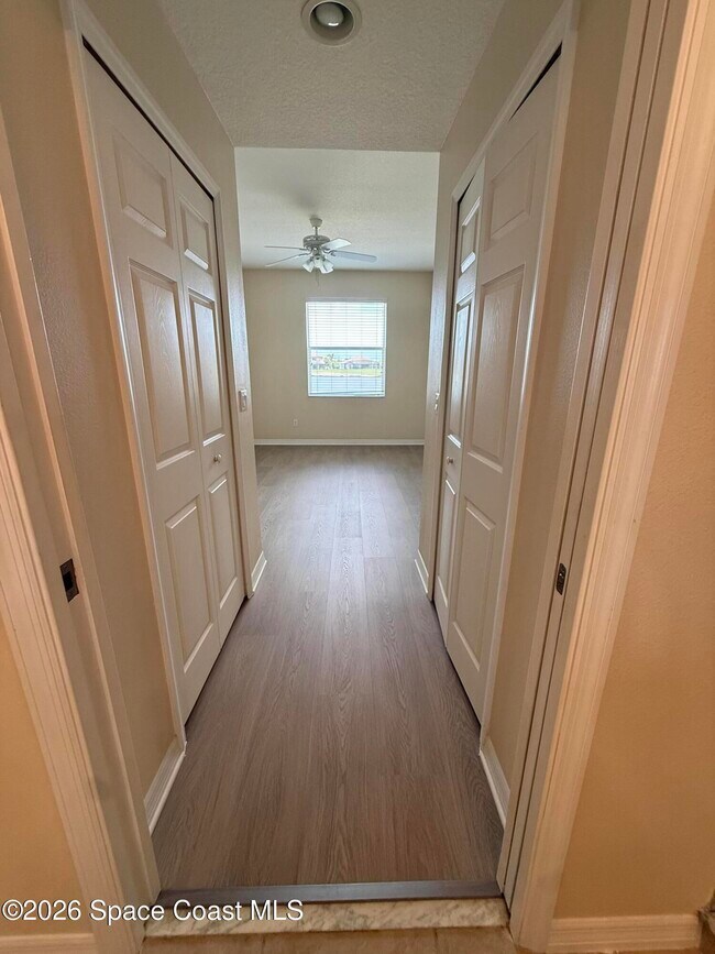 Building Photo - 6838 Toland Dr