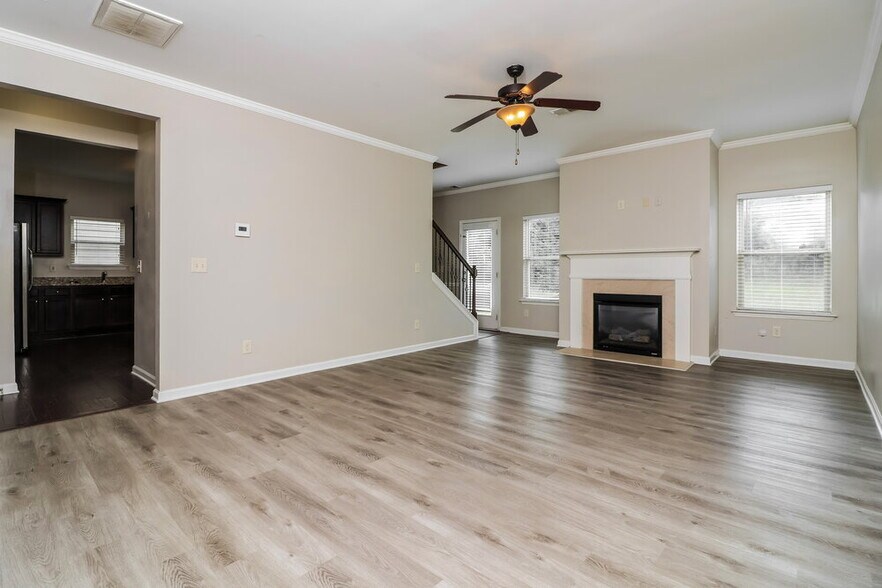 Building Photo - 68 Teramont Ct