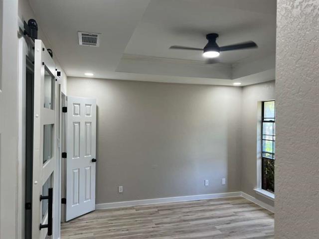 Building Photo - 511 Amber Ln