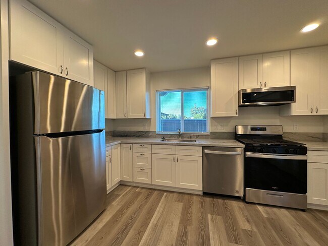 Building Photo - EGAN STREET TRIPLEX