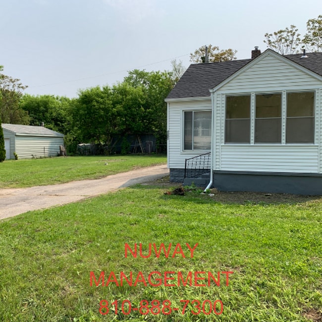 Building Photo - $1,100.00 - 2 Bed / 1 Bath House in Burton with a Spacious Loft Area