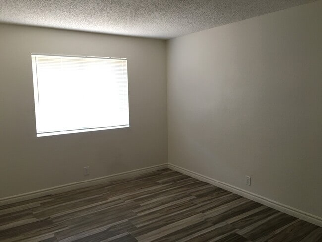 Building Photo - 3151 N Soaring Gulls Dr