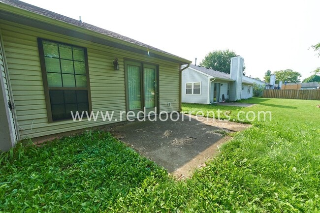 Building Photo - Coming Soon! Cozy Retreat in Indianapolis