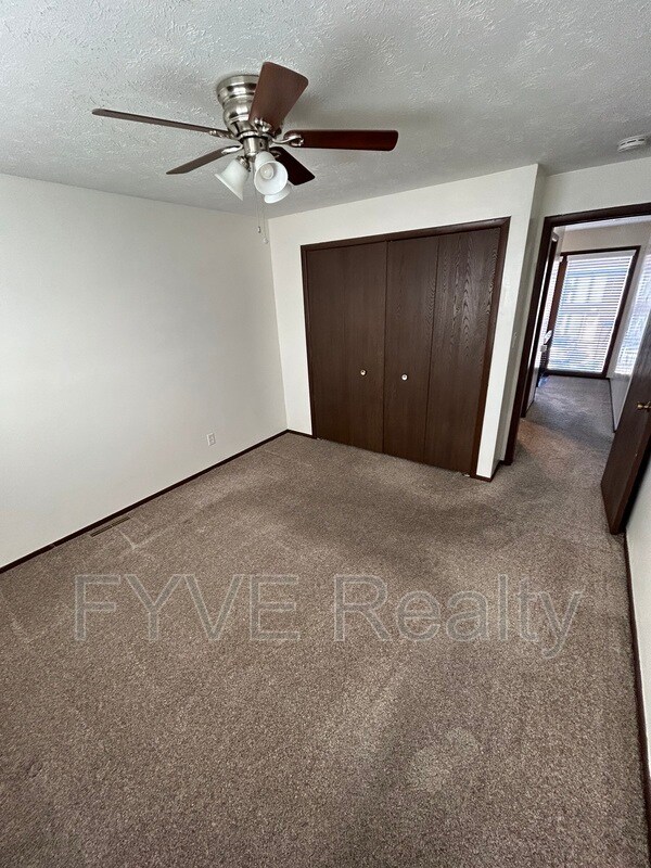 Building Photo - 5590 Barton Rd