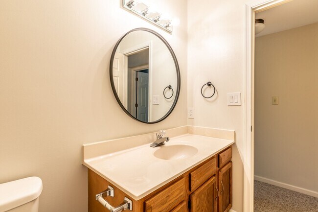 Building Photo - 1476 Gray Stone Court - Millcreek