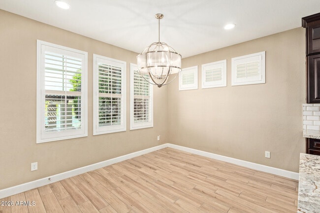 Building Photo - 4322 S Gardenia Dr