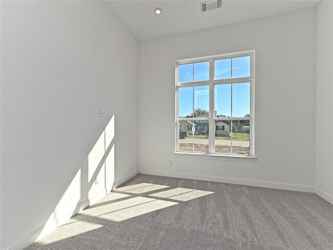 Building Photo - 270 Prairie Clover Dr