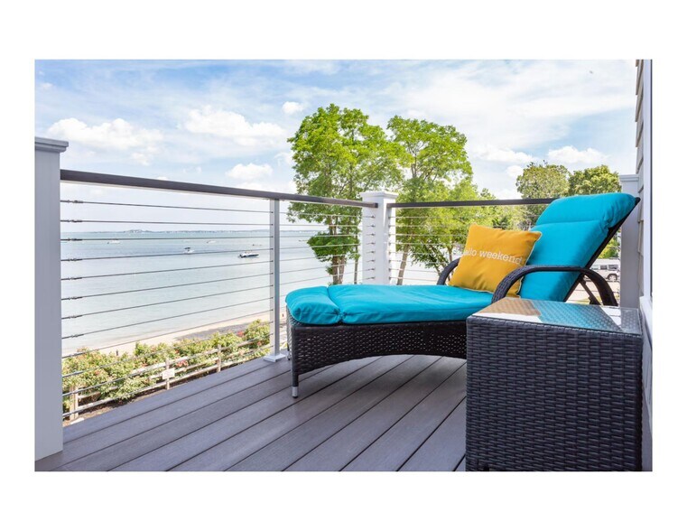 Building Photo - 153 Bayside Rd