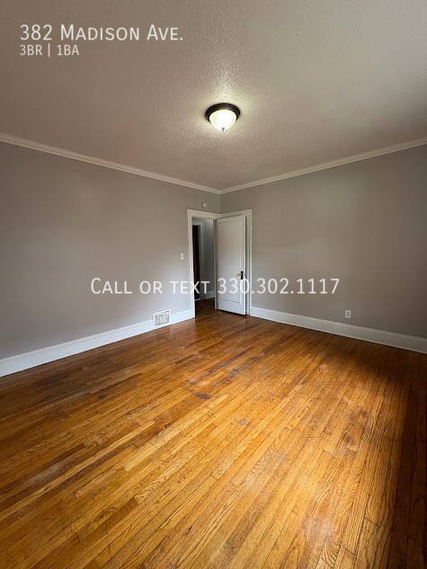 Building Photo - 382 Madison Ave