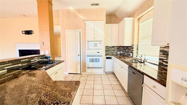 Building Photo - 9312 Vista Cir
