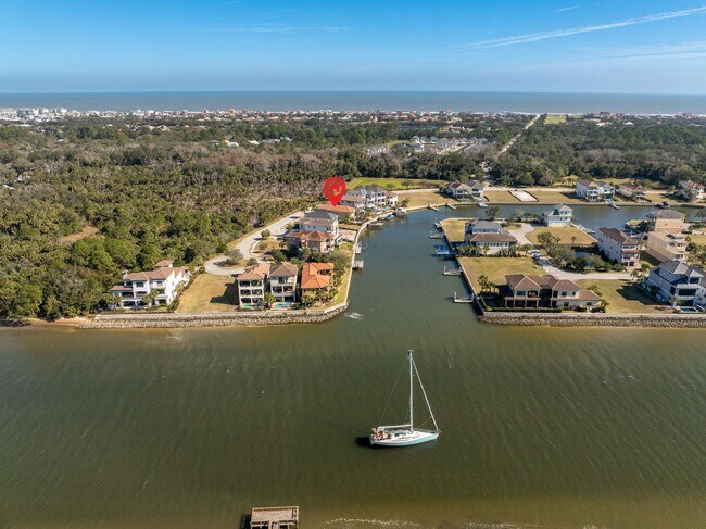 Building Photo - 330 Harbor Village Point N
