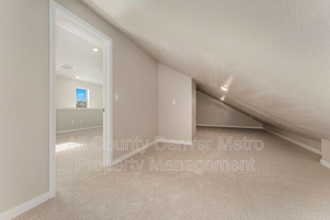 Building Photo - 15195 W 68th Pl