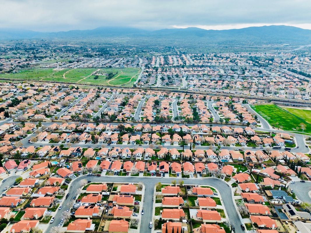 Building Photo - 3220 Ave S-2