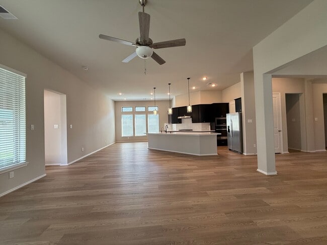 Building Photo - 5207 Maple Wood Dr
