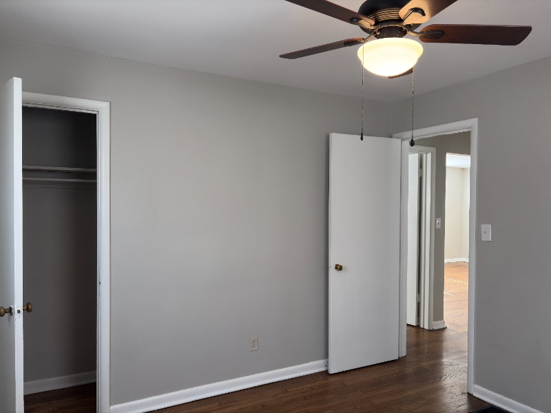 Building Photo - 4919 Fuller Dr