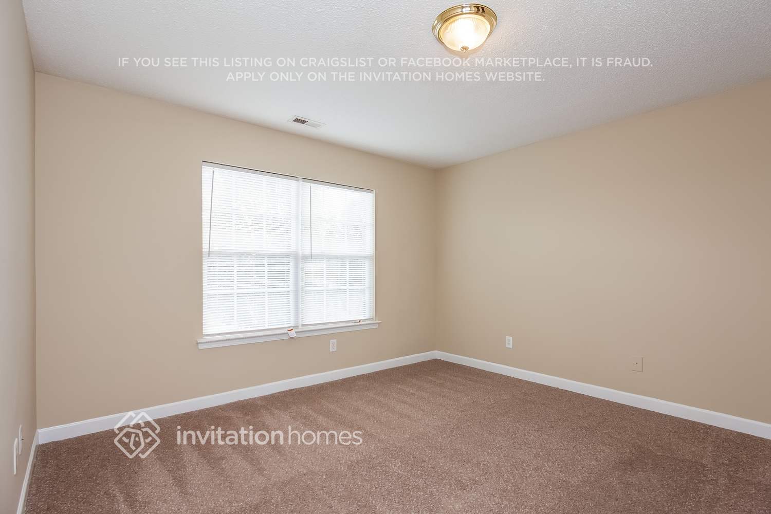 Building Photo - 1460 Summer Coach Dr