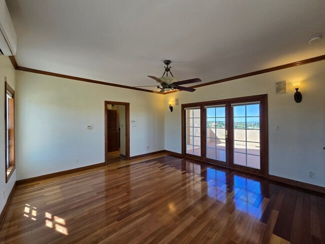 Building Photo - 1329 Tano Ridge Rd