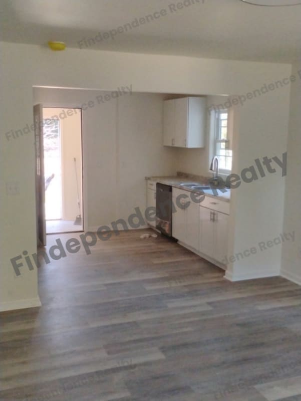 Building Photo - 1513 Braxton St