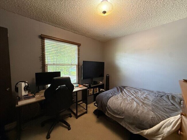 Building Photo - $2,995 | 4 Bedroom, 3 Bathroom Multi Floor House | NO Pets | Available for August 5th, 2026 Move In!
