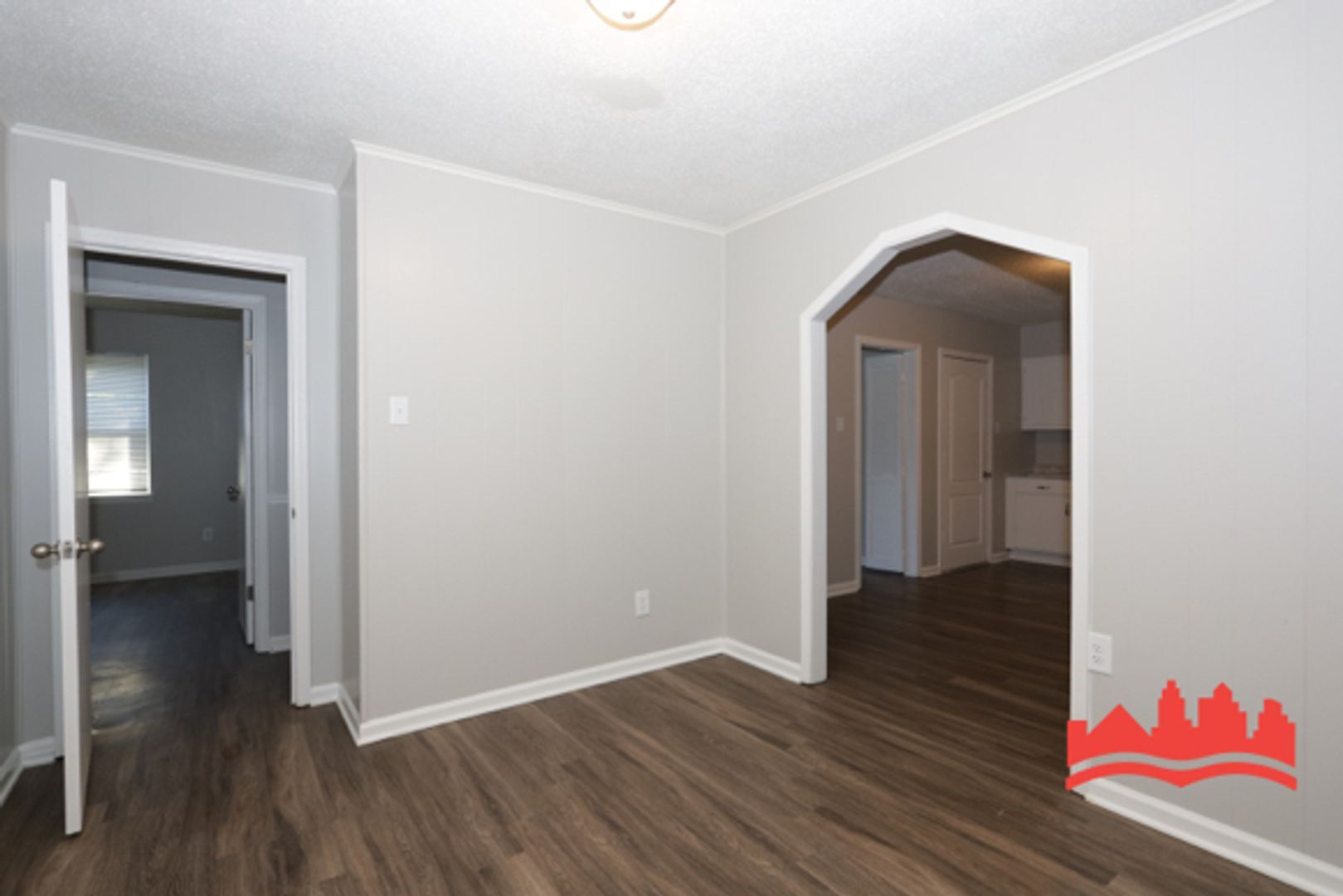 Building Photo - 4721 Bradford Dr