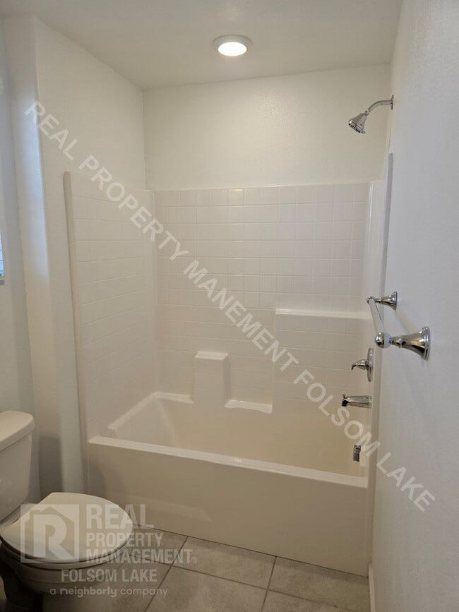Building Photo - Quiet 4bd 3ba home in Folsom Ranch