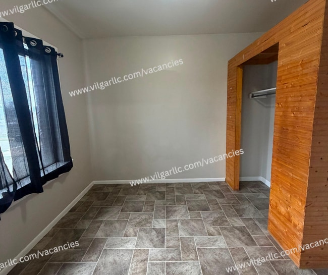 Building Photo - 1202 W 151st St